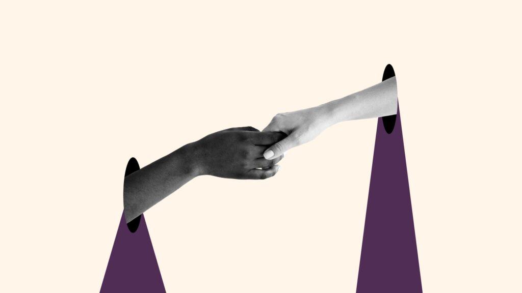 Ten obrazek dodano w celu dekoracyjnym. Na zielonym tle widać dwie ręcę plecione na znak jedności symbolizujące wsparcie psychologiczno-prawne w oferowane w stowarzyszeniu oraz jedność z klientami stowarzyszenia